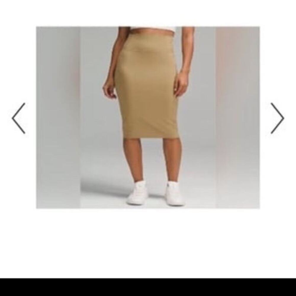 Lululemon Nulu Slim-Fit High-Rise Skirt Women  size 8 Filbert Tan Midi Stretch